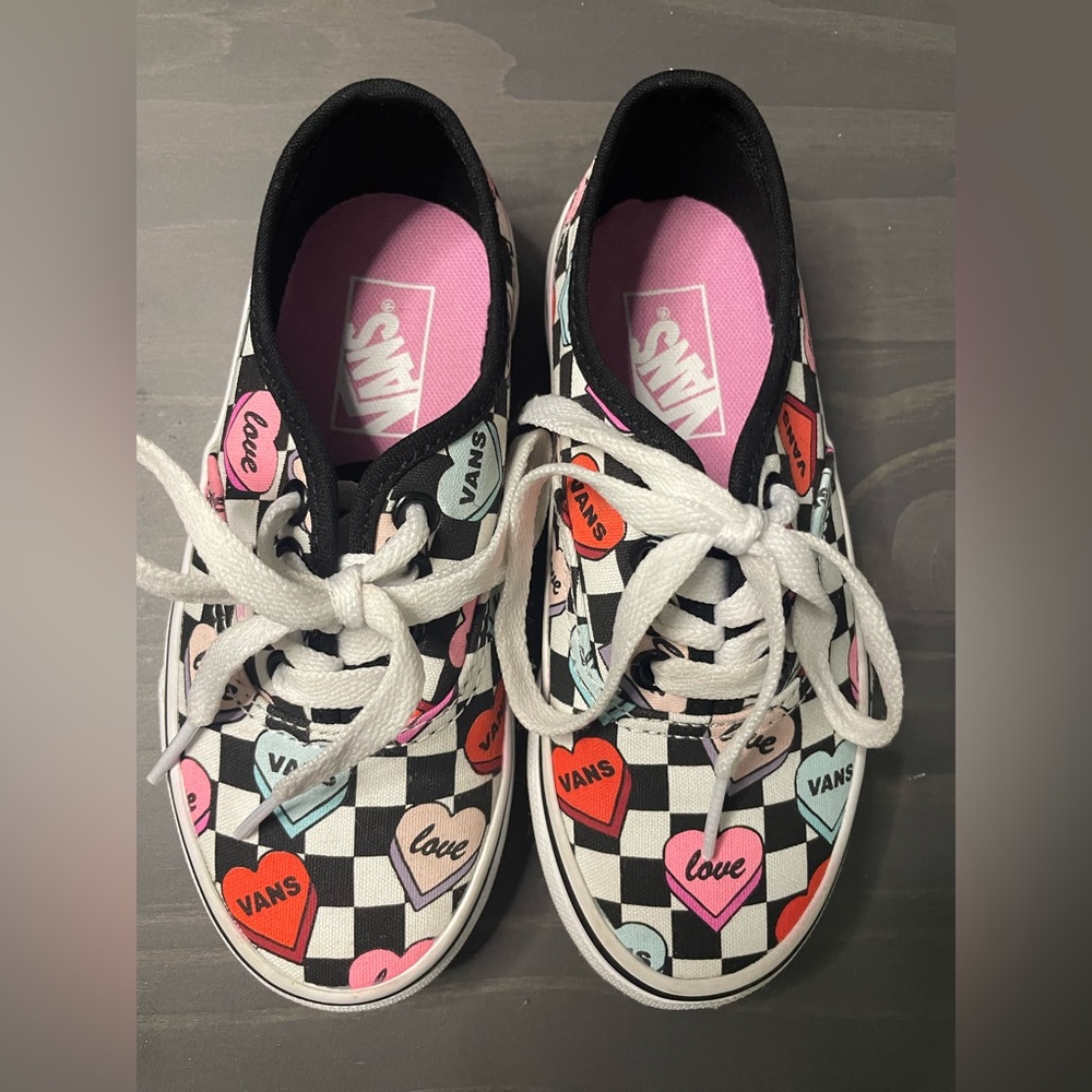 Girls Valentine’s Day Heart Checkered Vans